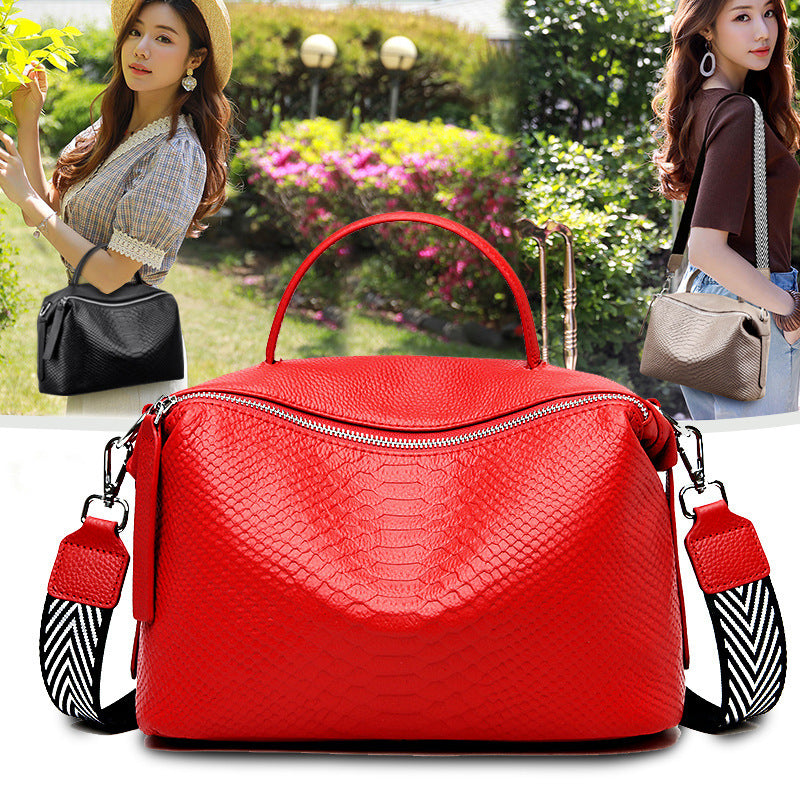 fashion trendy portable first layer cowhide ladies one shoulder messenger bag