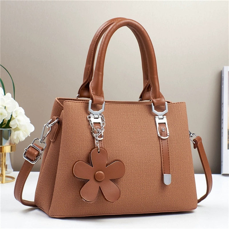 Personalized Western Style Large Capacity Exquisite Accessories Shoulder Messenger Bag