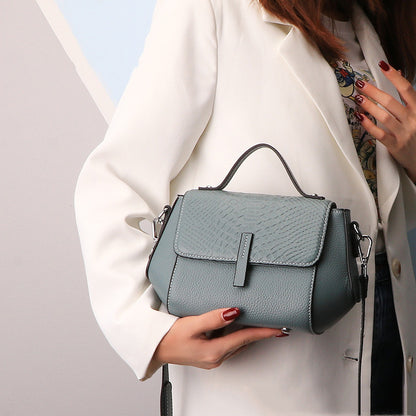 Women's Top Layer Cowhide  Pattern Bag Messenger Small Square Bag Fashion All-match Trendy Small Bag