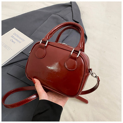womens shoulder messenger bag portable and fashion handbag