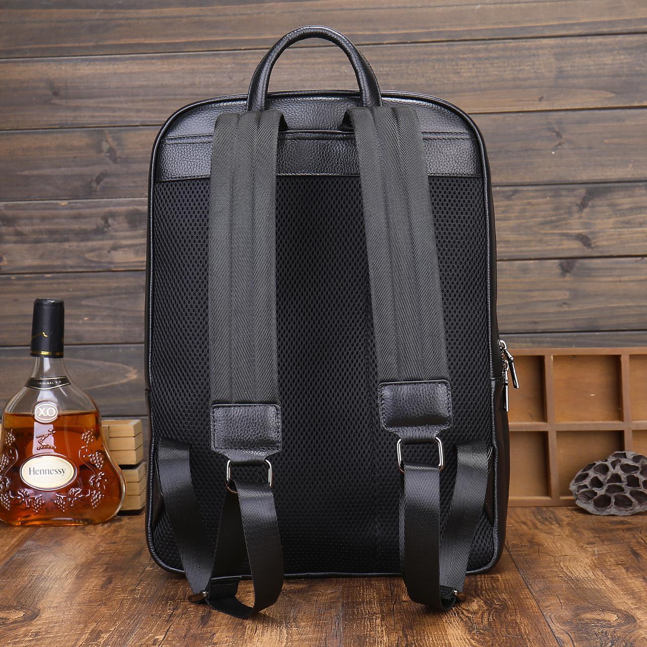 large capacity genuine leather fashion high grade mens bag