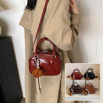 womens shoulder messenger bag portable and fashion handbag
