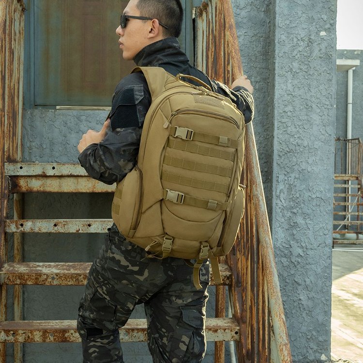tactical outdoor army fan mountaineering backpack