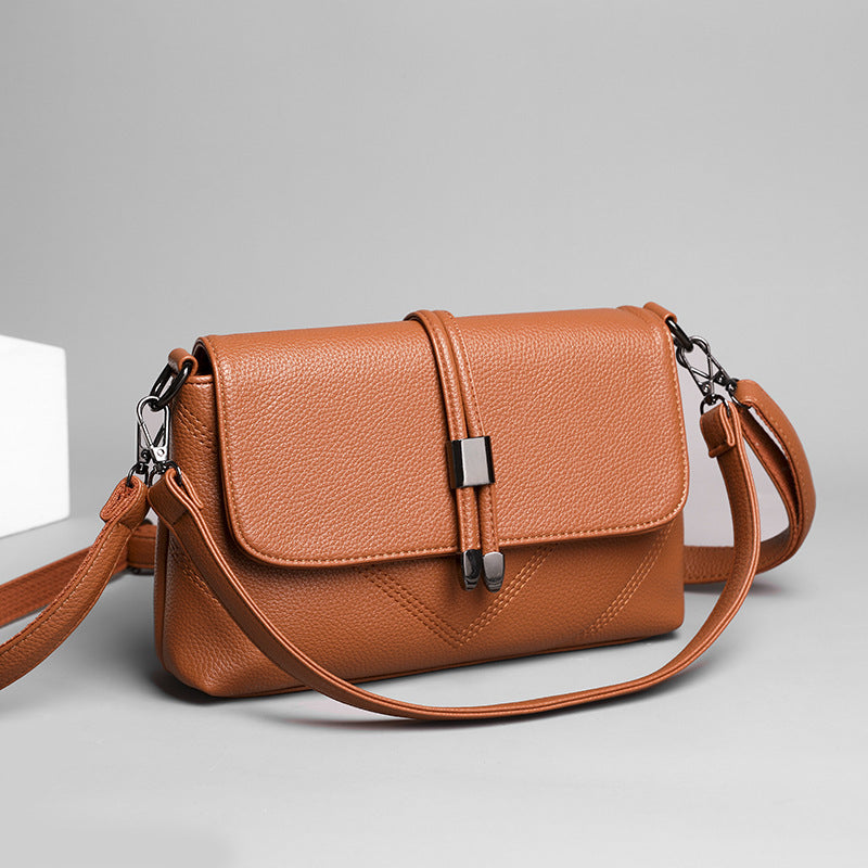 womens shoulder bag is fashionable and minimalist