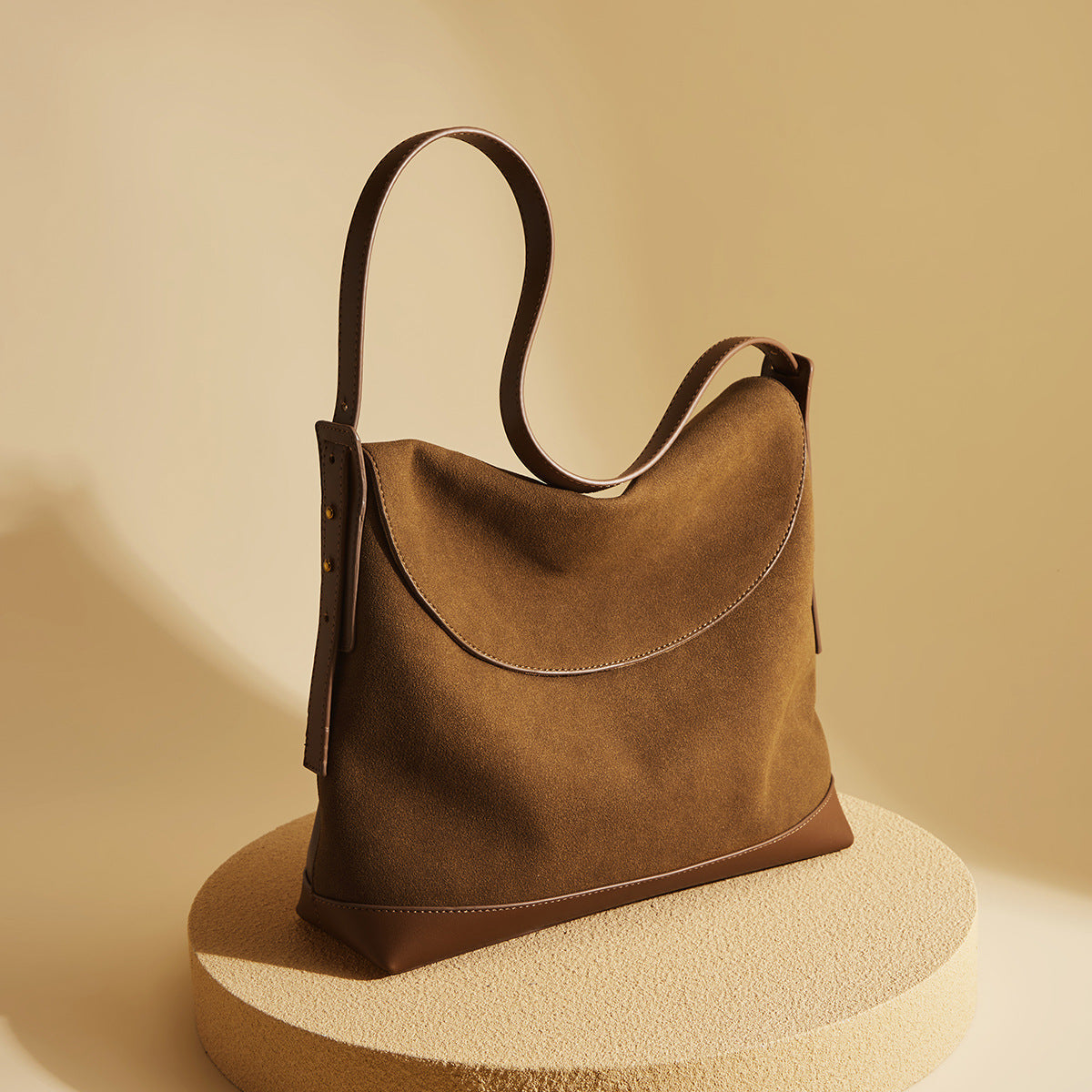 Vintage Suede-Like Shoulder Bag With Large Capacity And Crossbody Design