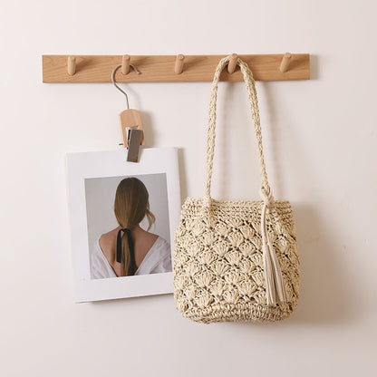 fashion tassel shoulder straw bag fan hollow beach bag