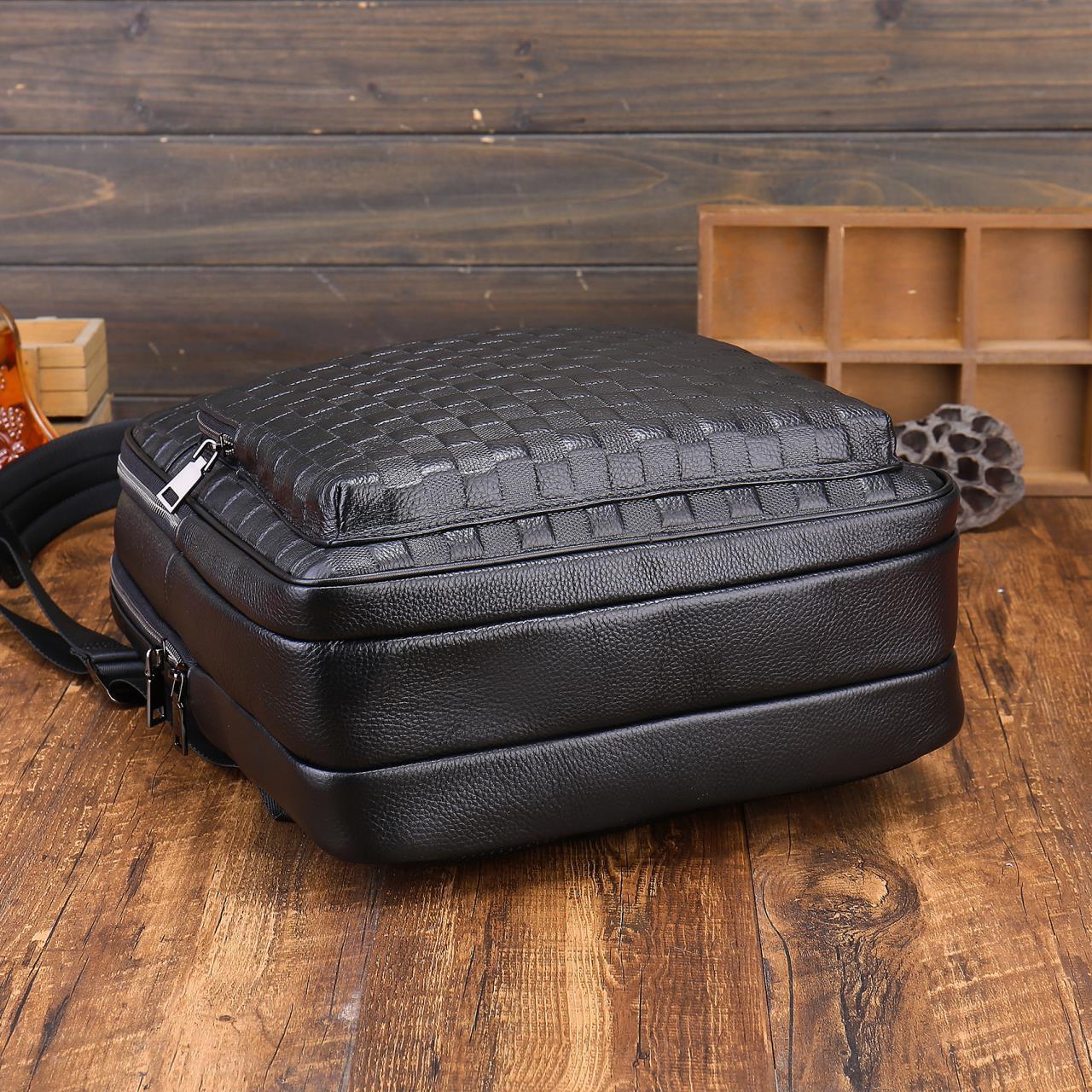 large capacity genuine leather fashion high grade mens bag