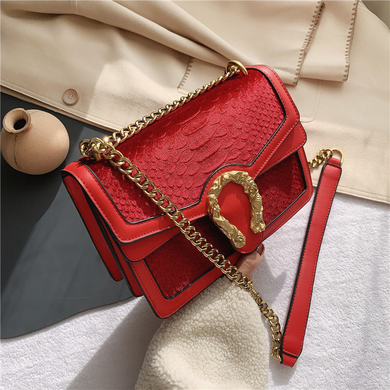 one shoulder chain messenger bag