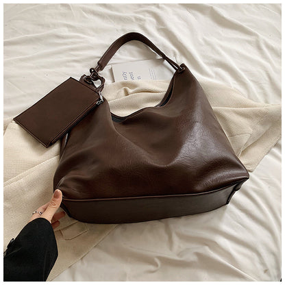 casual retro large capacity all matching western style shoulder bag