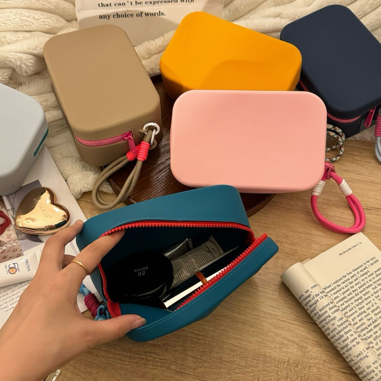 silicone cosmetic bag large capacity portable waterproof