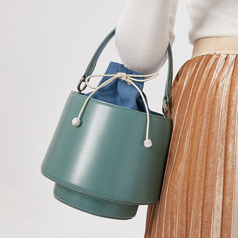 genuine leather womens original drawstring bucket fashion handheld versatile shoulder bag japanese style