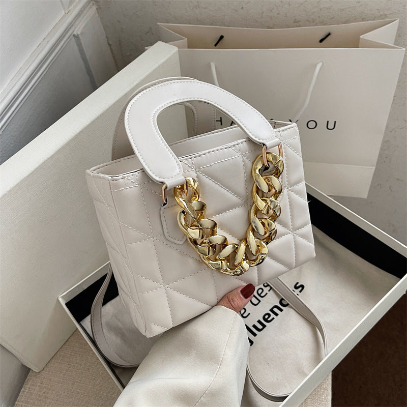 womens korean style fashion thick chain rhombus handbag