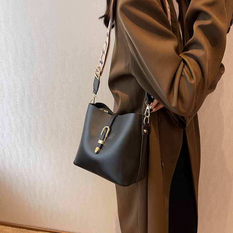 womens fashion large capacity bag