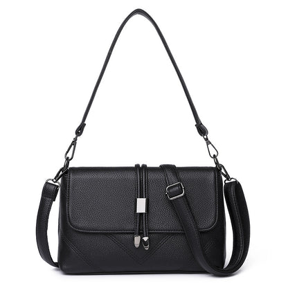 womens shoulder bag is fashionable and minimalist
