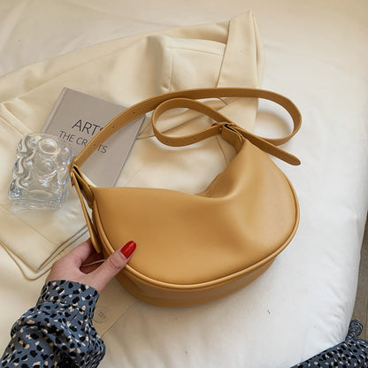 Versatile One-shoulder Crossbody Dumpling Bag
