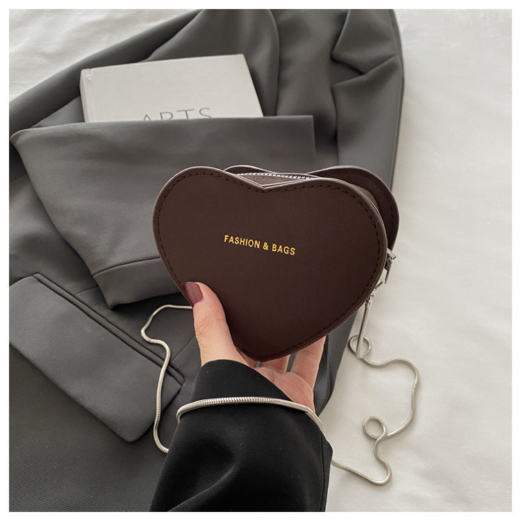 fashionable retro mini chain shoulder crossbody heart shape bag