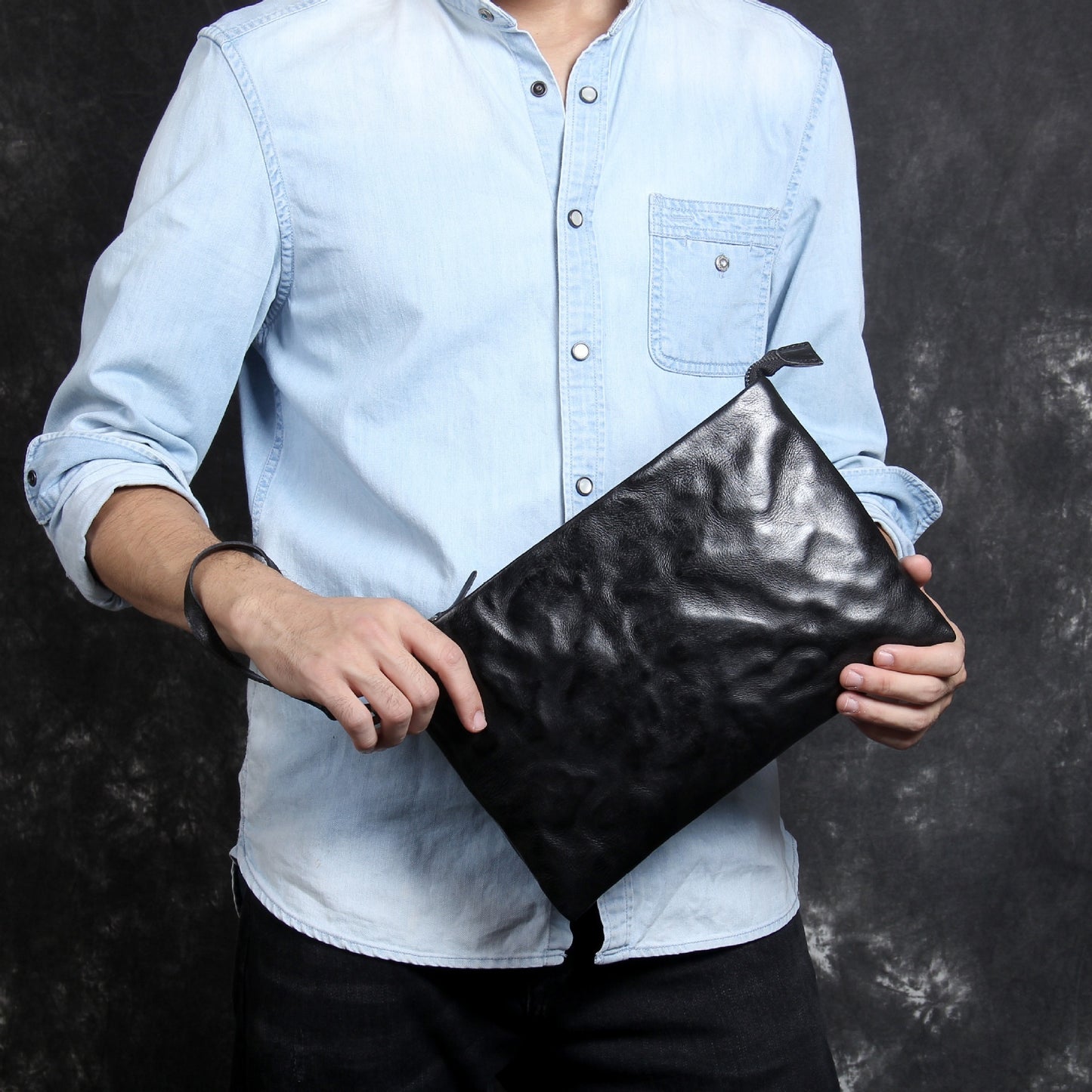 simple retro first layer cowhide large capacity hand held original leather casual envelope mens bag