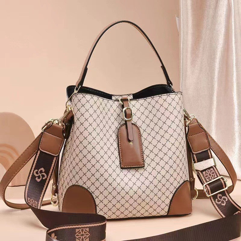 large capacity handbag for women