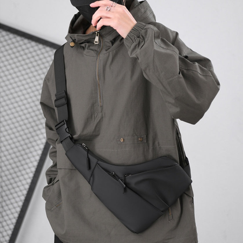 close fitting triangle bag casual derm mens crossbody casual chest bag