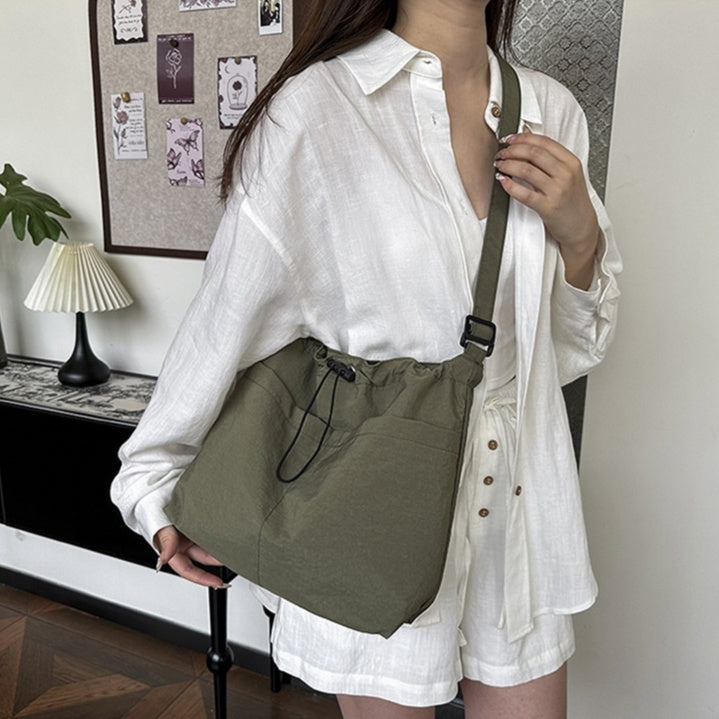 spring new fashion large capacity shoulder messenger bag