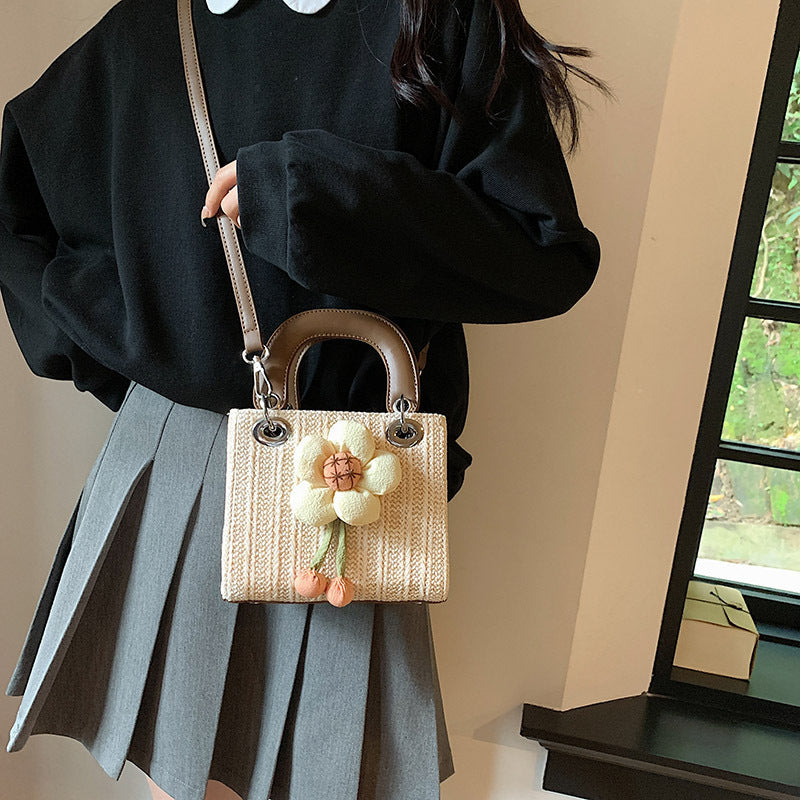 womens fashion flower weaving straw handbag