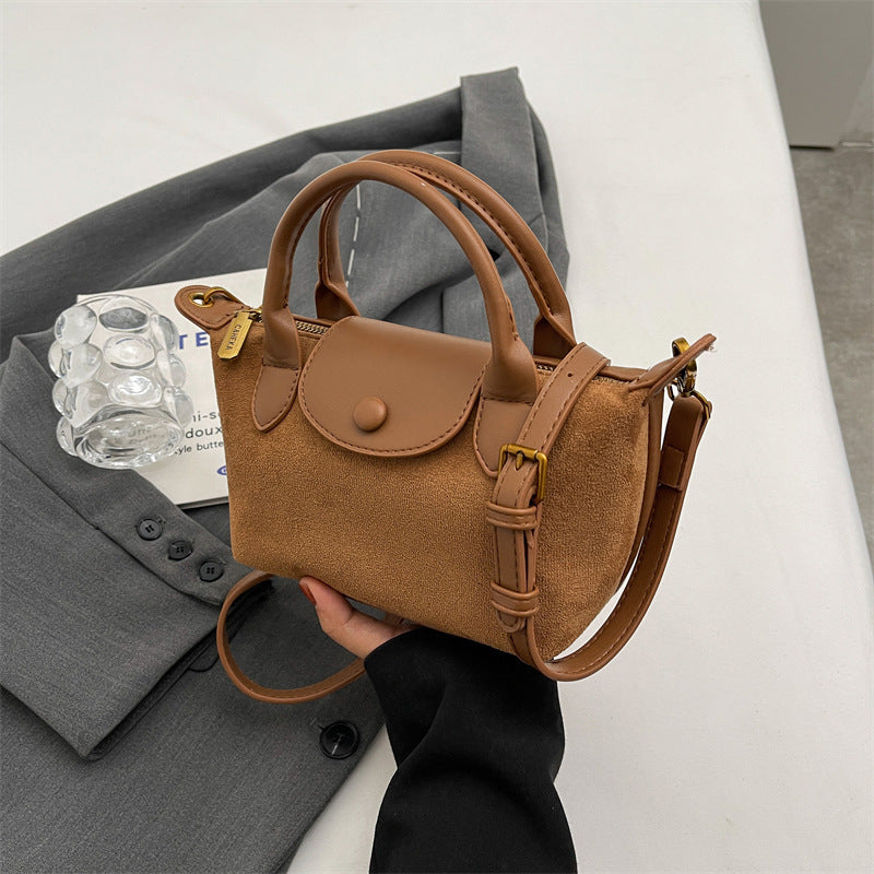 hand held dumplings matte stitching shoulder crossbody