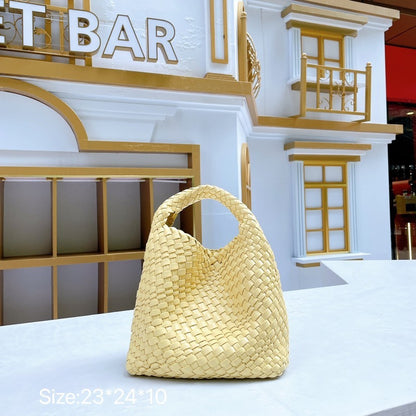 Woven Large Capacity Versatile Tote Shoulder Bag