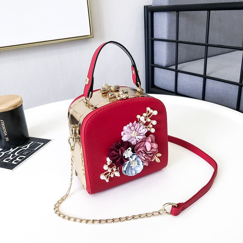 metal clip small square bag new fashion dinner flower shoulder