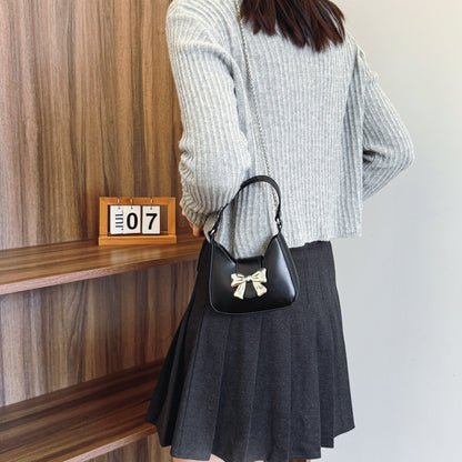 western style niche messenger fashion shoulder underarm new moon bag