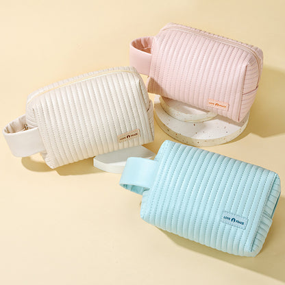 anti fouling portable large capacity makeup storage bag
