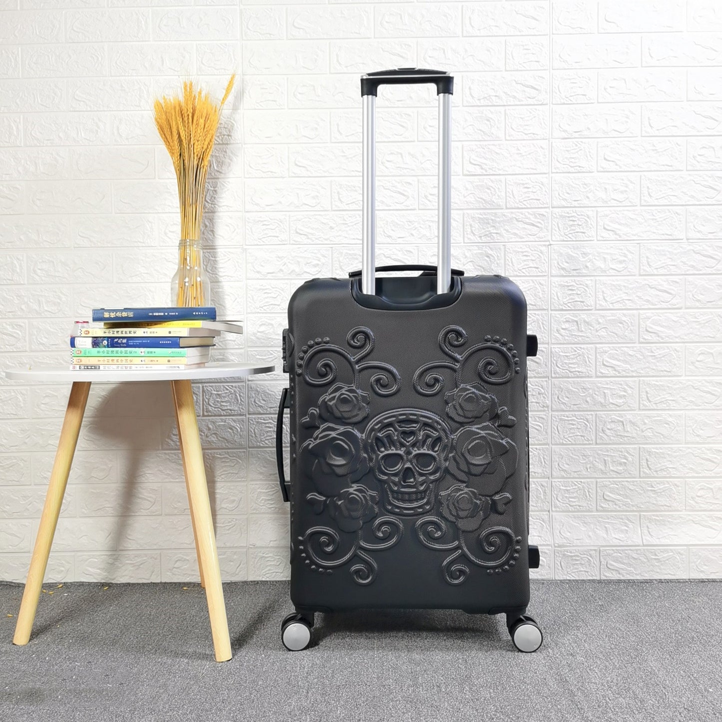 skull scratch resistant frosted trolley case