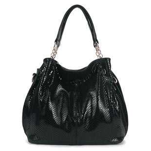 european and american fashion large capacity snake print shoulder handbag